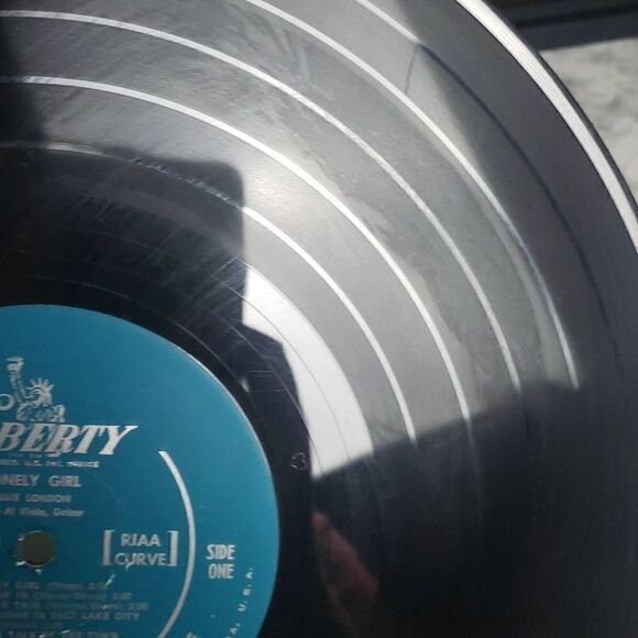 Julie London Lonely Girl Vinyl Record - Picture 13 of 16